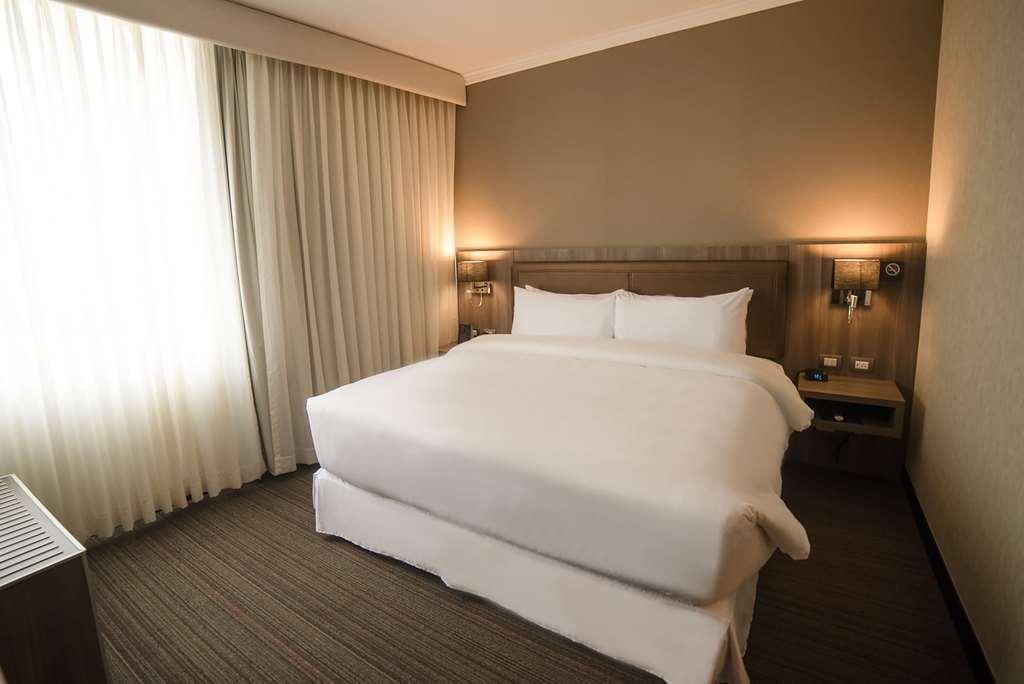 Doubletree By Hilton Trujillo Hotel Encalada Cameră foto